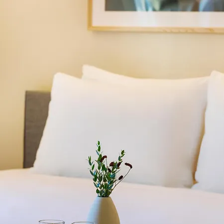 Sonder By Marriott Bonvoy Manzoni Torre Velasca Aparthotel Milano