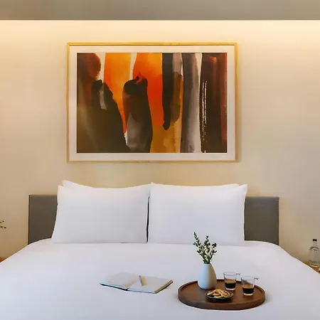 Sonder By Marriott Bonvoy Manzoni Torre Velasca